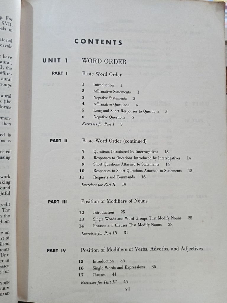 Mastering American English: A Handbook-Workbook of Essentials - Hayden, Pilgrim, Haggard 