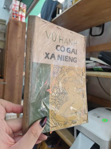  Cô Gái Xà Niêng - Vũ Hạnh 