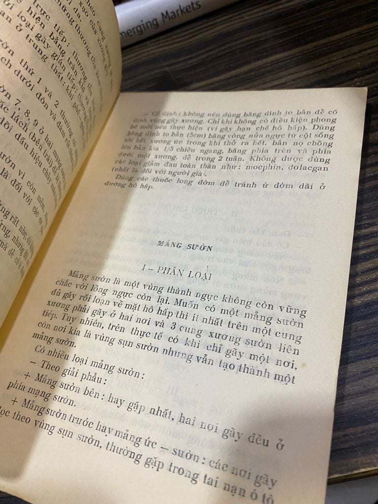  Cấp Cứu Ngoại Khoa - Đặng Hanh Đệ, Vương Hùng 