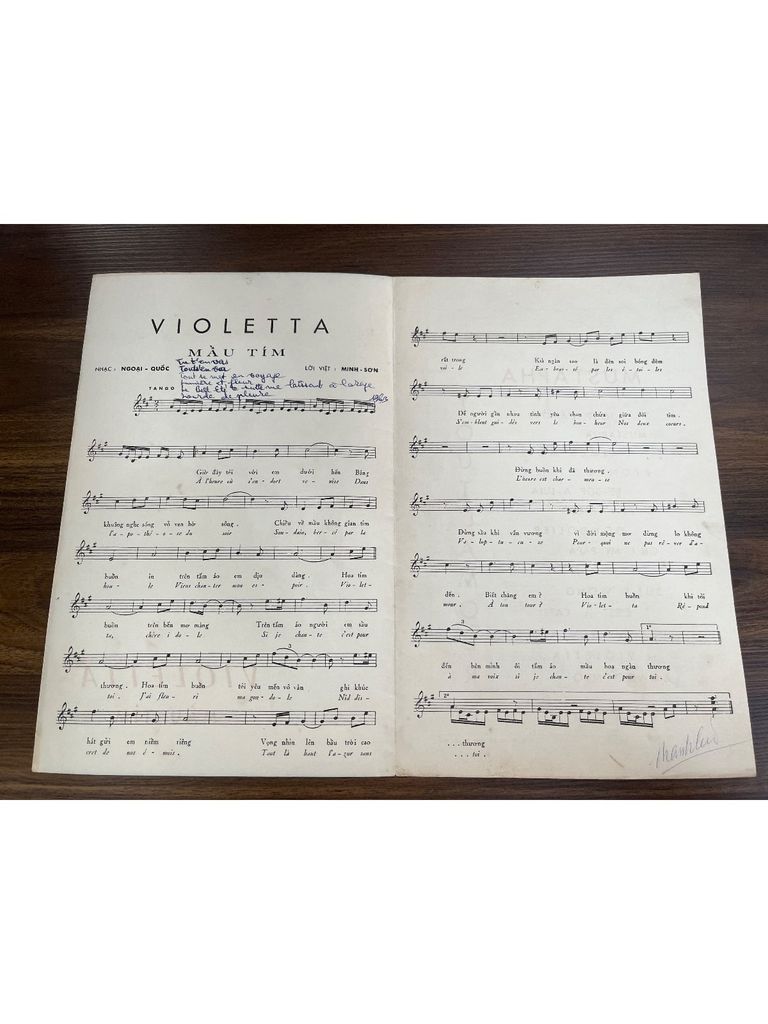 Violetta Màu Tím 
