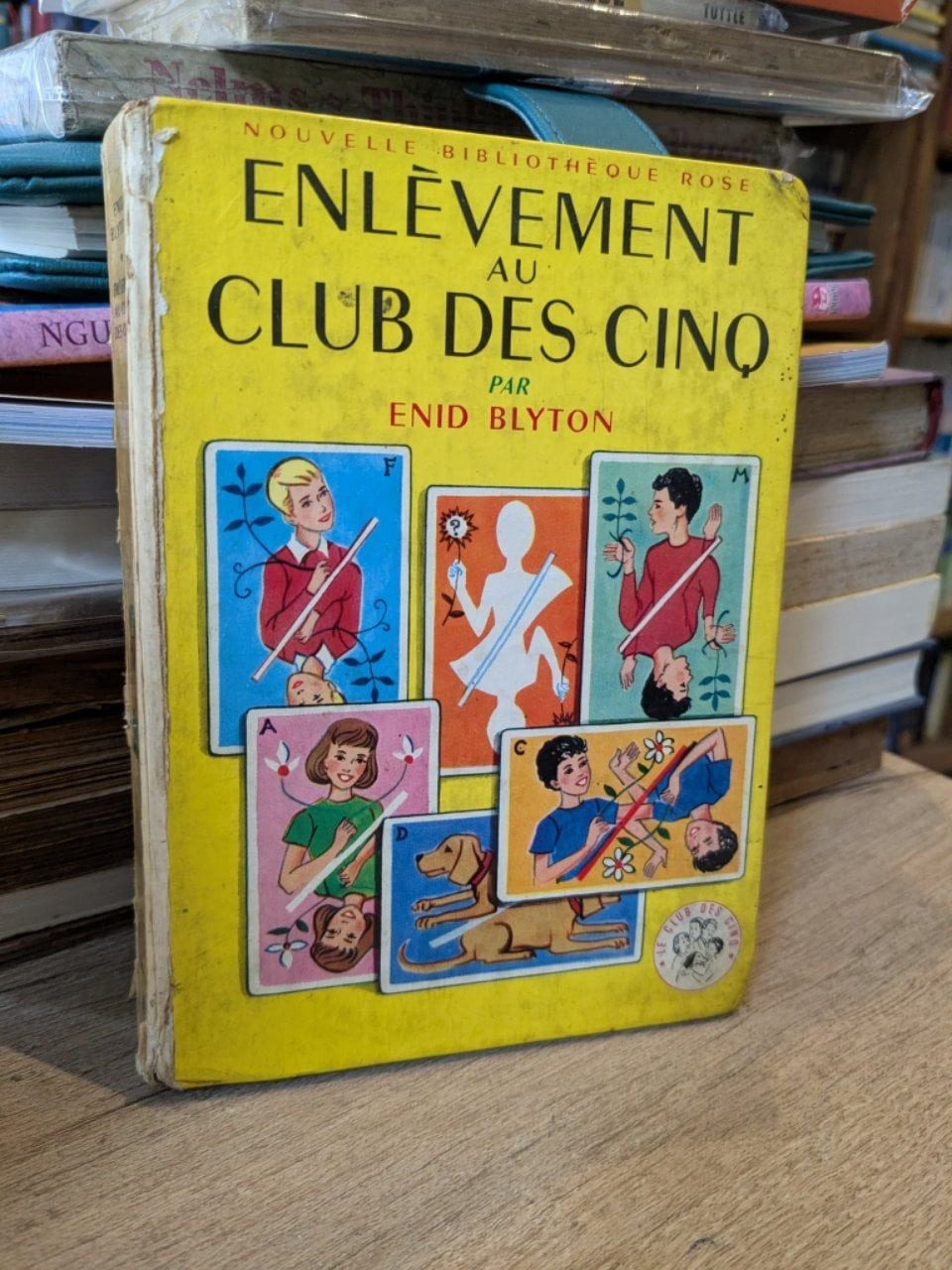  Enlèvement au club des cinq - Blyton 