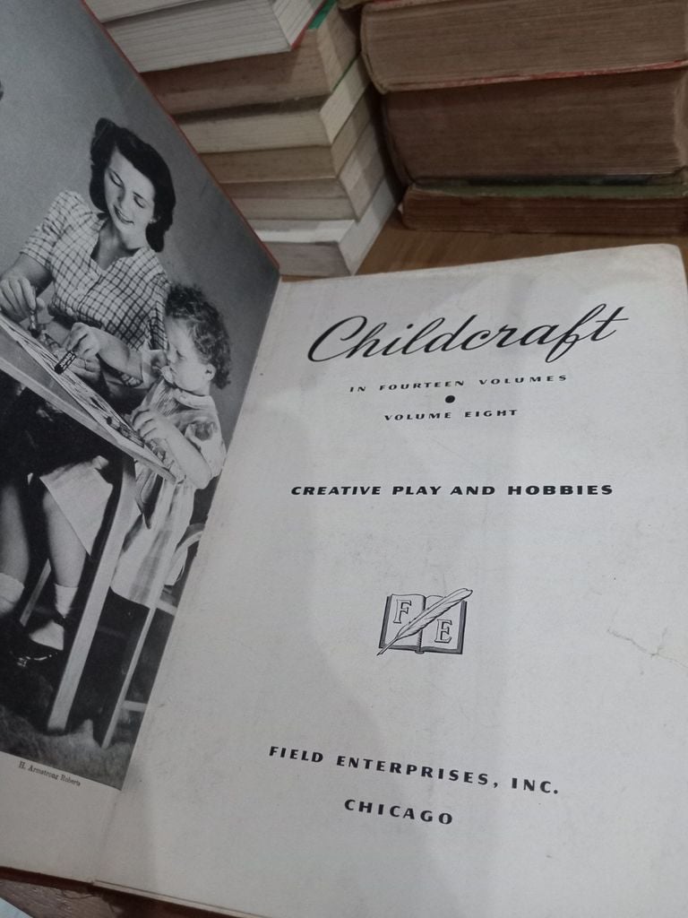  Childcraft: Creative Play And Hobbies 