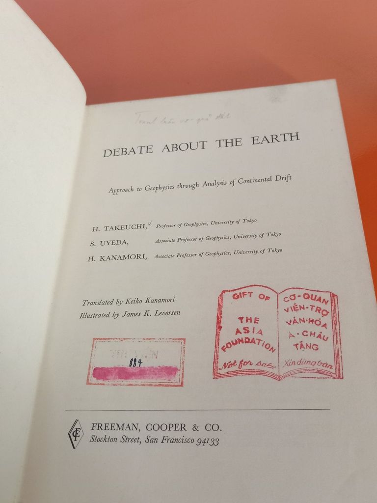  Debate About The Earth - Takeuchi, Uyeda, Kanamori 