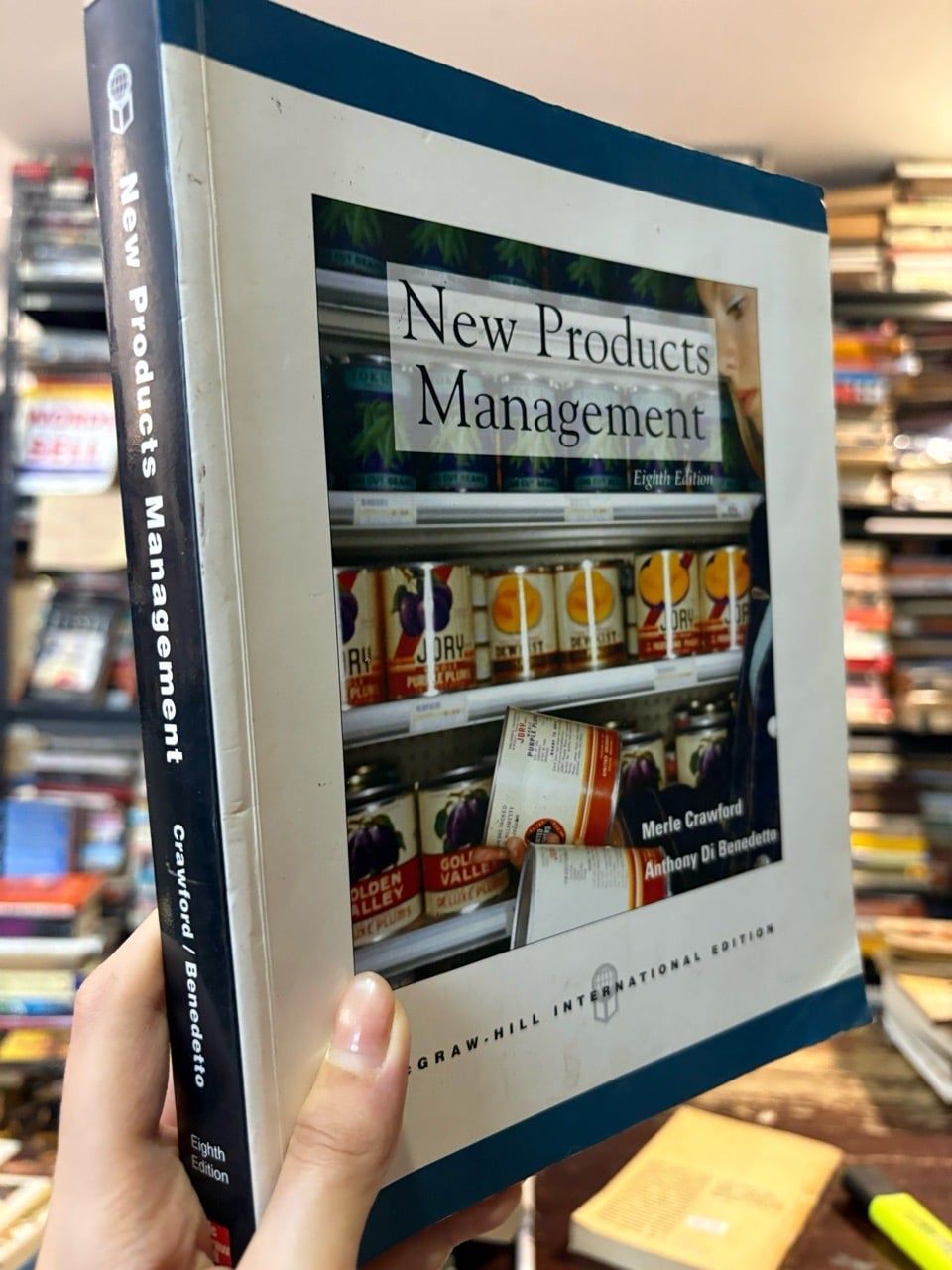  New products management - Merle Crawford , Anthony Di Benedetto 