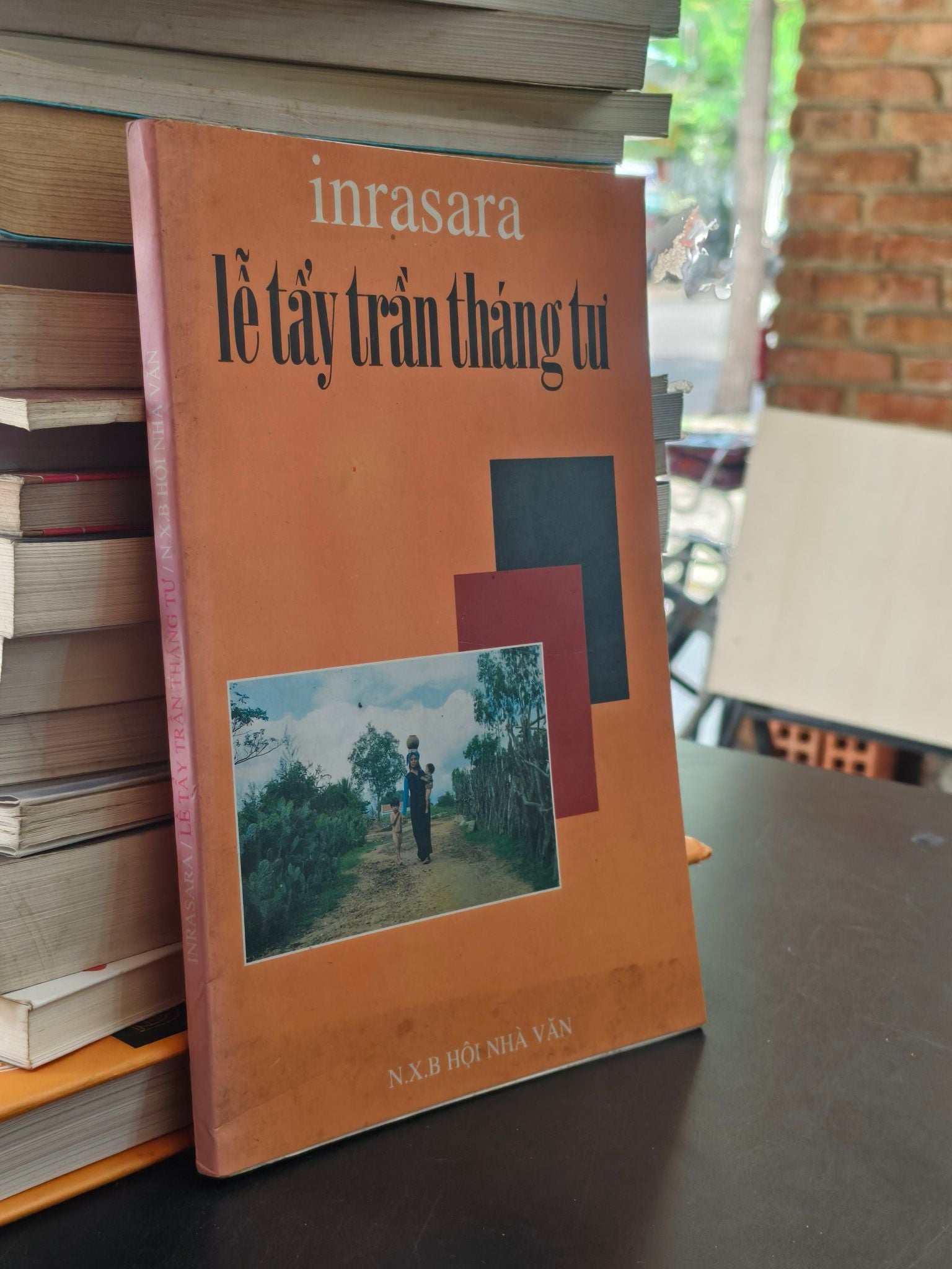  Lễ tẩy trần tháng tư - Inrasara 