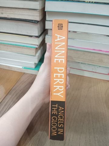 Angels in the Gloom - Anne Perry