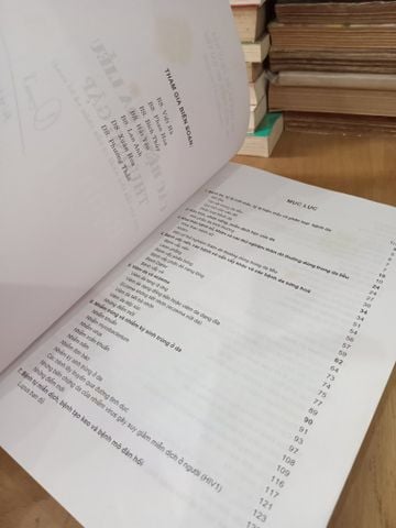 Các Bệnh Da Liễu Thường Gặp - Bs. Việt Hà, Bs. Phan Hoa, Bs. Bích Thủy, Bs. Hải Yến