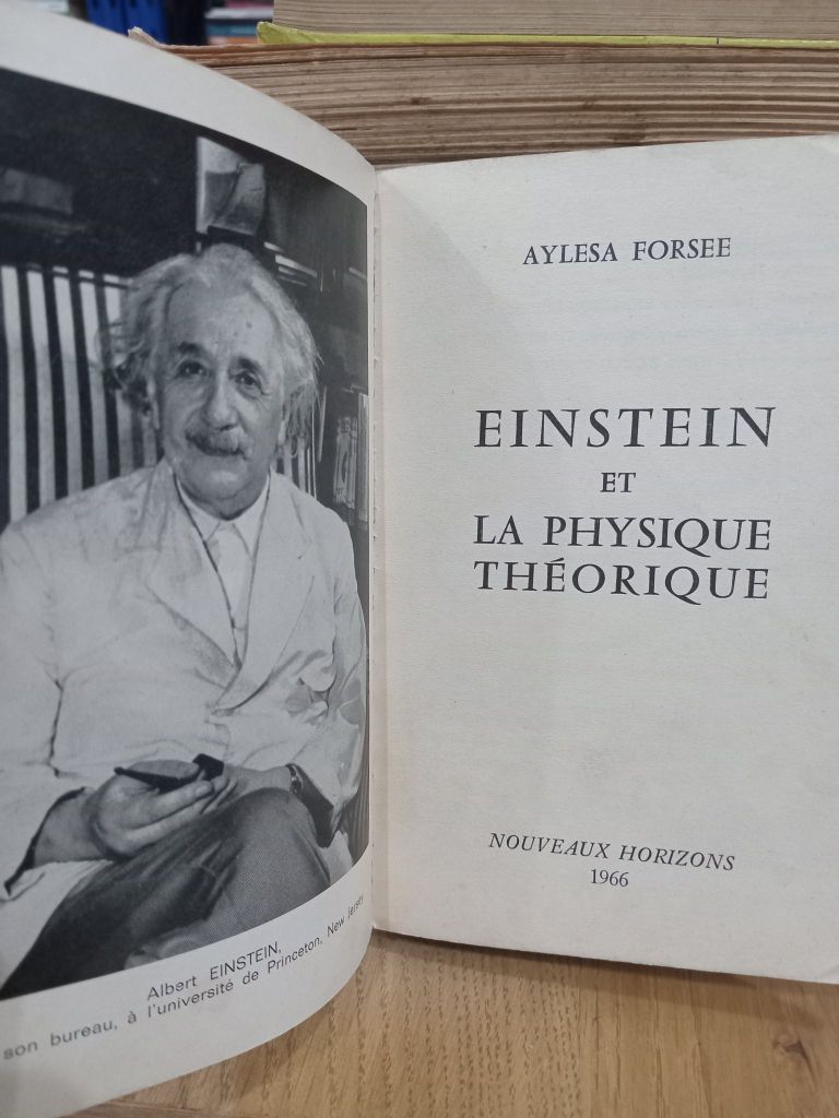  Einstein Et La Physique Théorique - Aylesa Forsee 