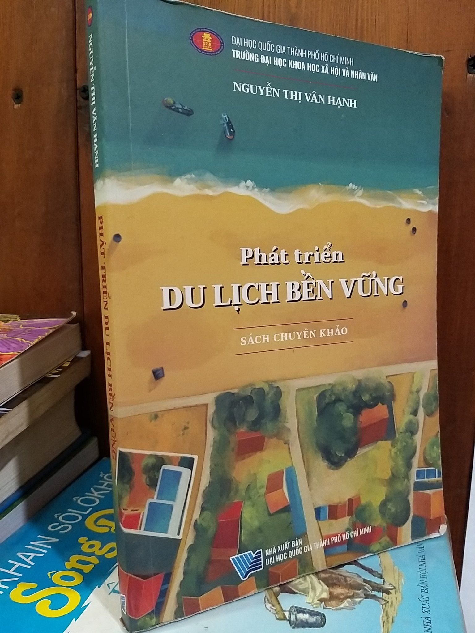  Phát triển du lịch bền vững - Nguyễn Thị Vân Hạnh 
