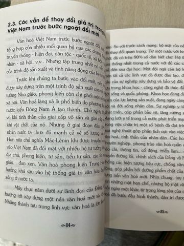 Sự biến đổi các giá trị văn hoá trong bối cảnh xây dựng nền kinh tế thị trường ở Việt Nam hiện nay - PGS,TS. Nguyễn Duy Bắc