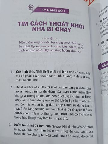 Bạn Gái Khéo Tay - Alexandra Johnson (Nguyễn Lê Hoài Nguyên Dịch)