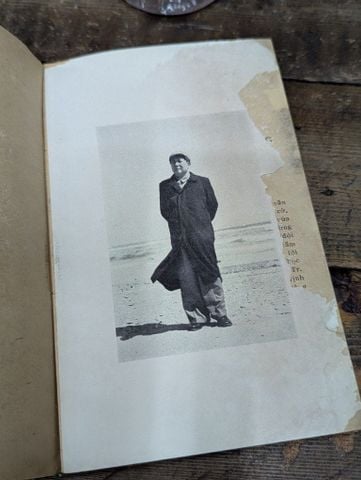  Thơ và Từ Mao Chủ Tịch 