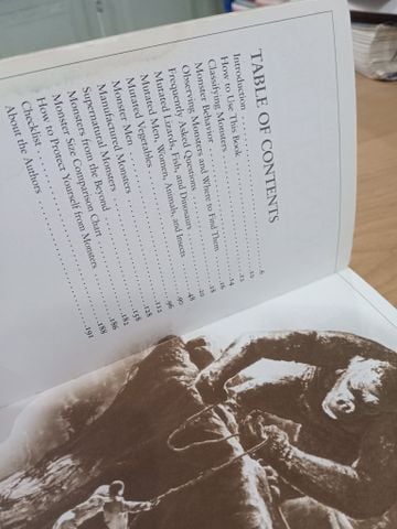  A field guide to monsters - Dave Elliott 