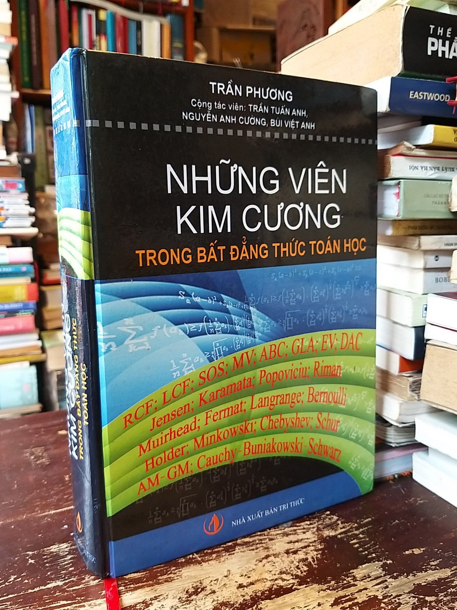  Những viên kim cương trong bất đẳng thức toán học - Trần Phương 
