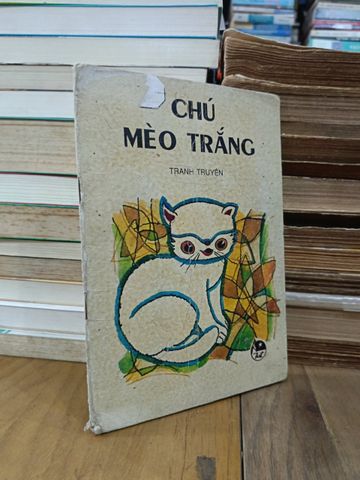  Chú mèo trắng - Phạm Văn Tuấn (dịch) 