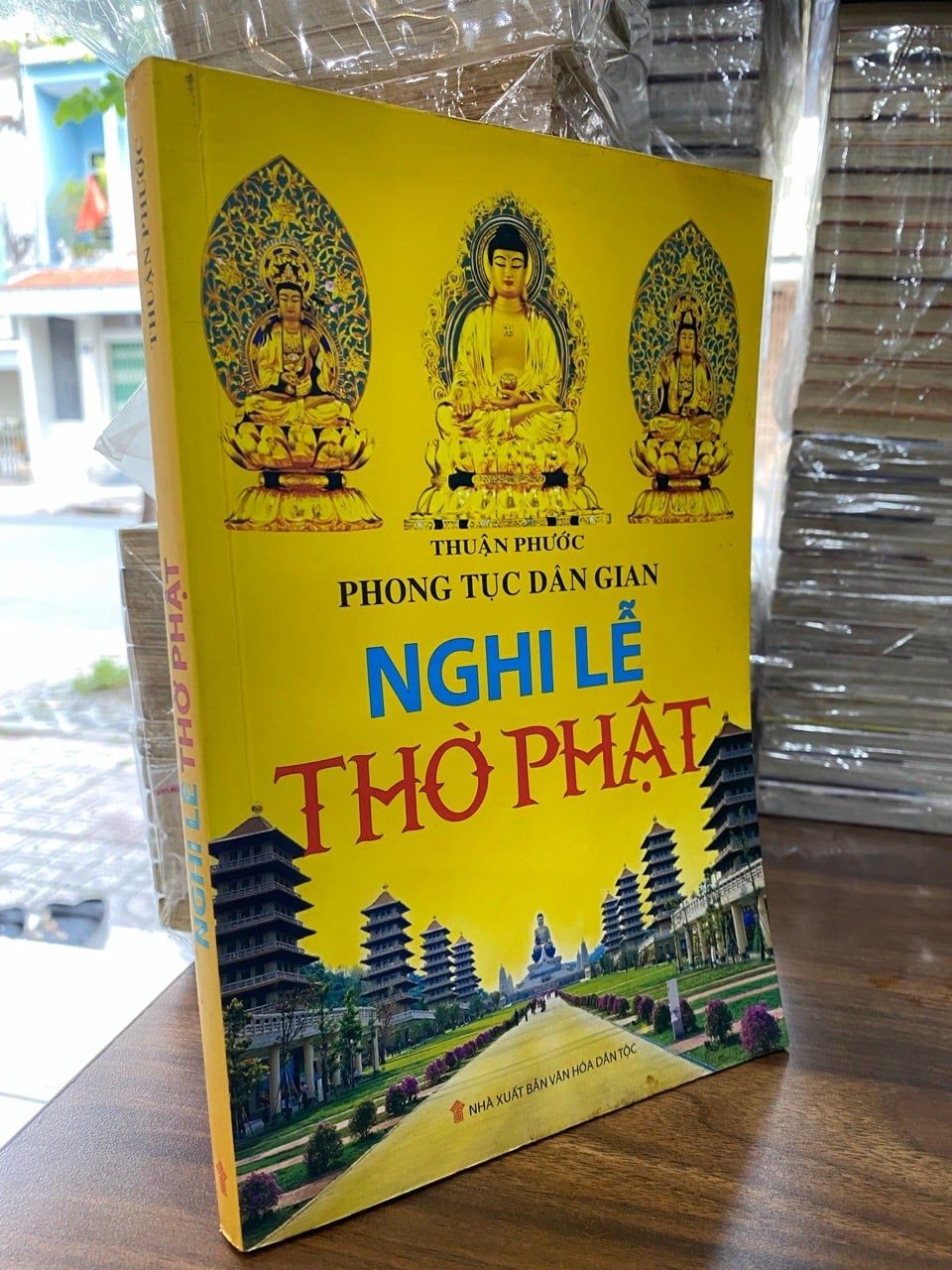  Phong tục dân gian: Nghi lễ thờ Phật - Thuận Phước 