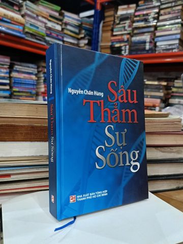  Sâu thẳm sự sống - Nguyễn Chấn Hùng 