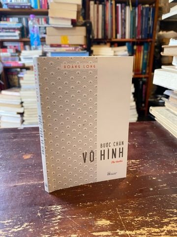  Bước chân vô hình (thơ Haiku) - Hoàng Long 