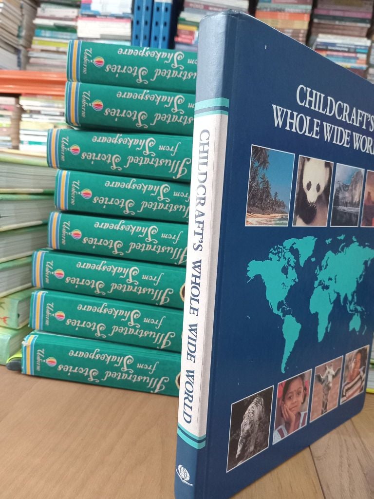  Childcraft's Whole Wide World 