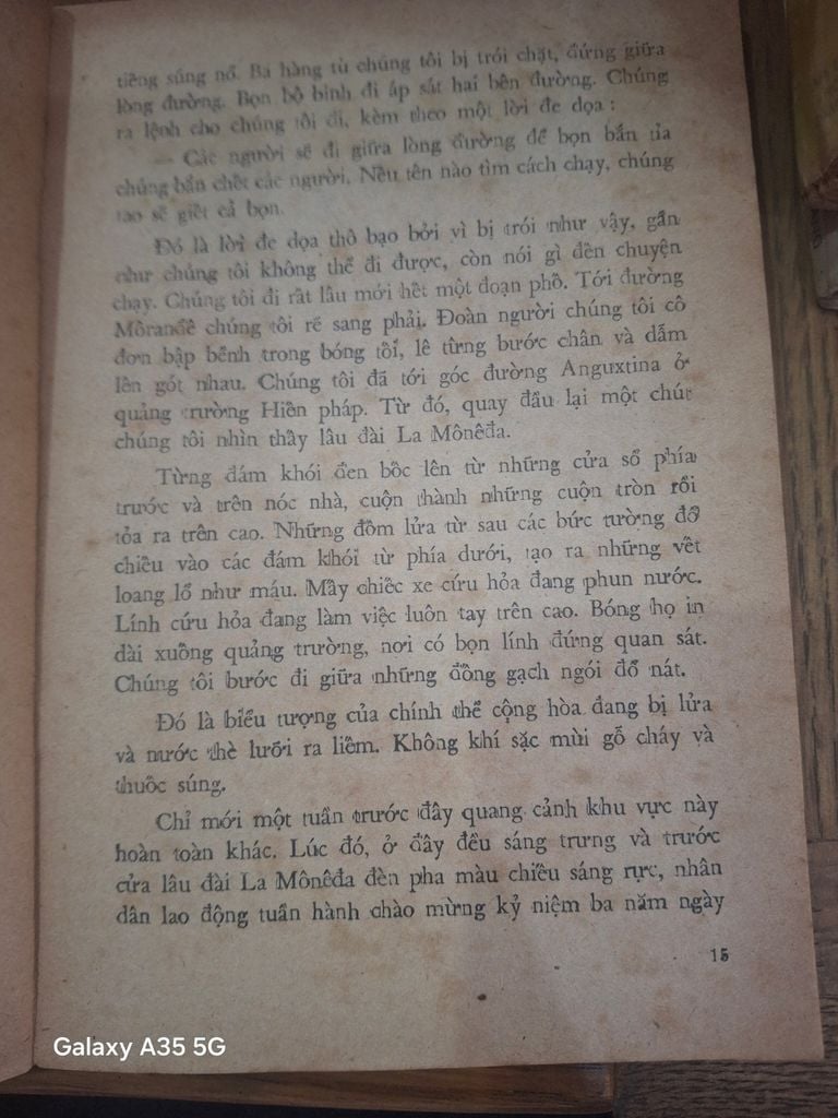  Tù Nhân Chiến Tranh 