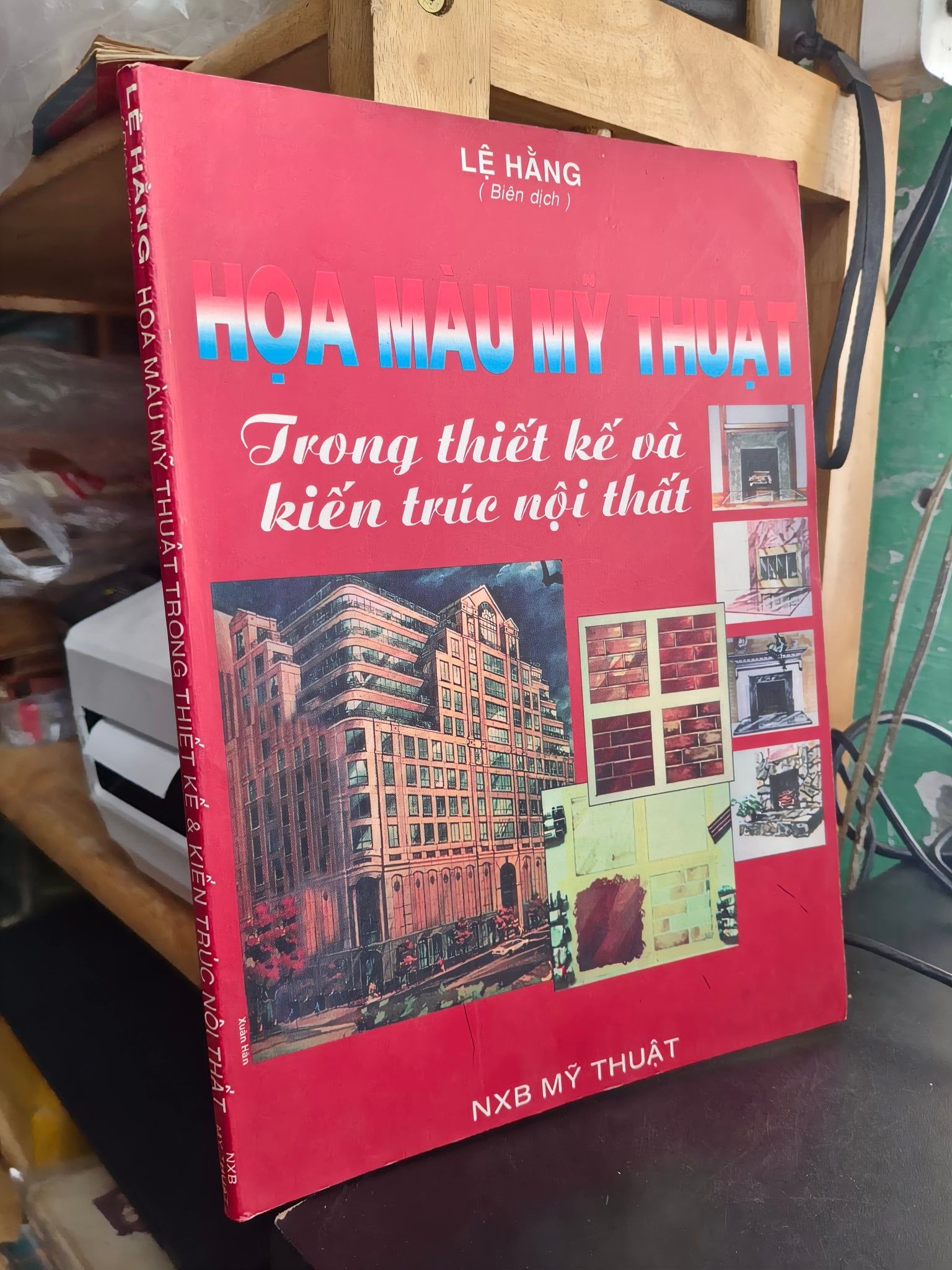  Hoạ màu mỹ thuật trong thiết kế và kiến trúc nội thất - Lệ Hằng biên dịch 