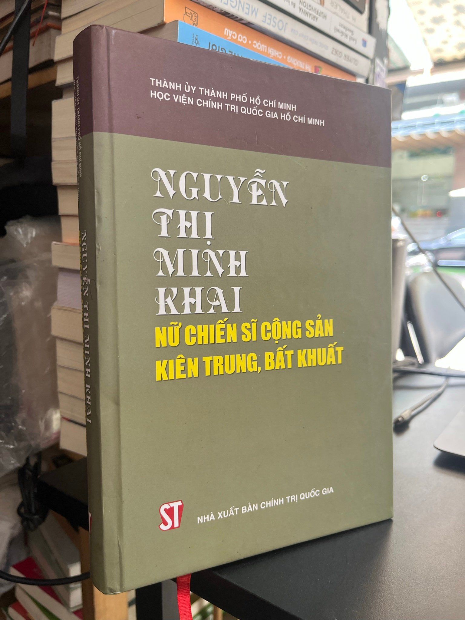  Nguyễn Thị Minh Khai: Nữ chiến sĩ cộng sản kiên trung, bất khuất 