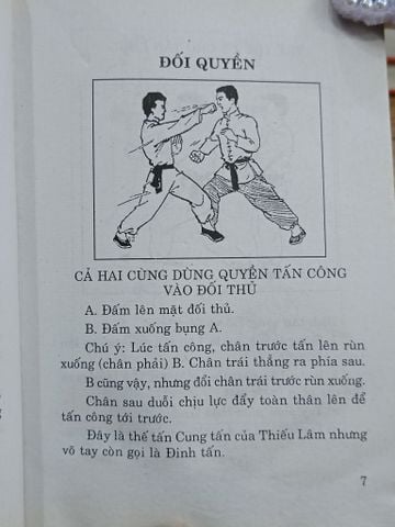  Những đòn thế tấn công & phản công - Võ sư Trần Tuấn (biên soạn) 