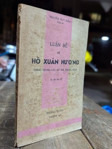  Luận Đề Về Hồ Xuân Hương - Nguyễn Duy Diễn 