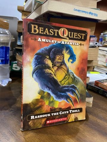  Beast Quest: Rashouk the Cave Troll - Amulet of Avantia 