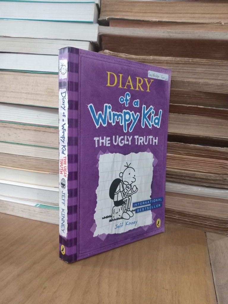  Diary of a Wimpy Kid Series - Jeff Kinney 