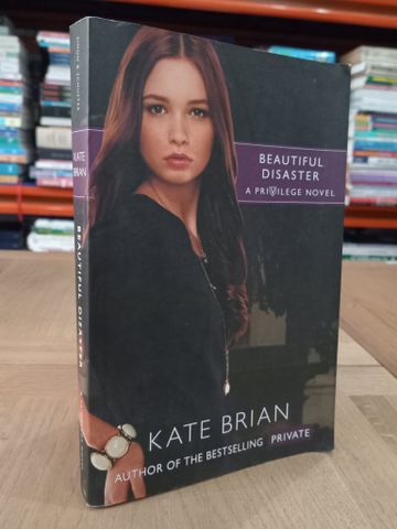  Beautiful disaster - Kate Brian 