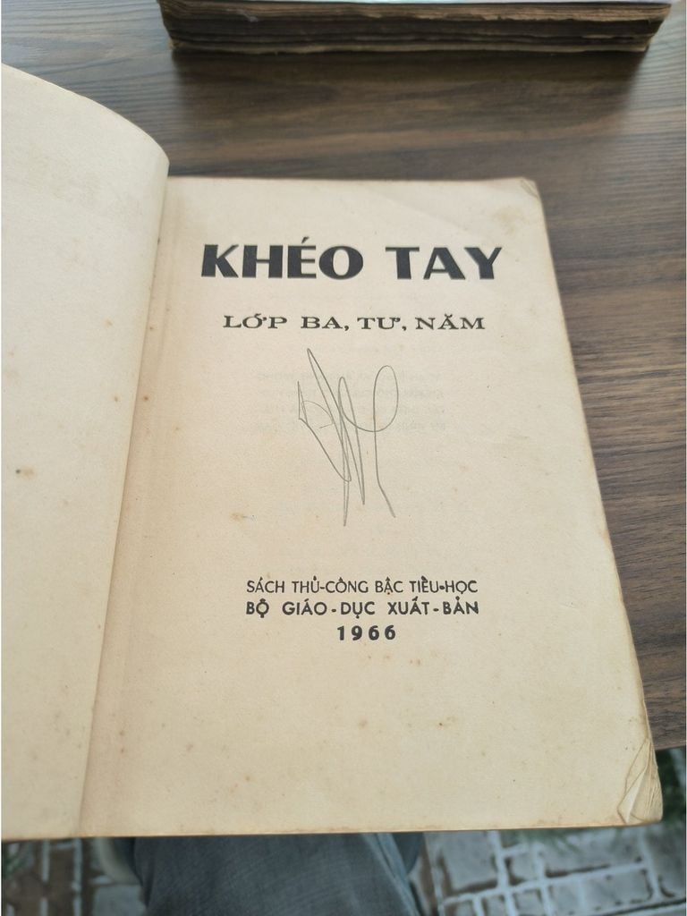  Khéo Tay Thủ Công Lớp Ba, Tư, Năm 