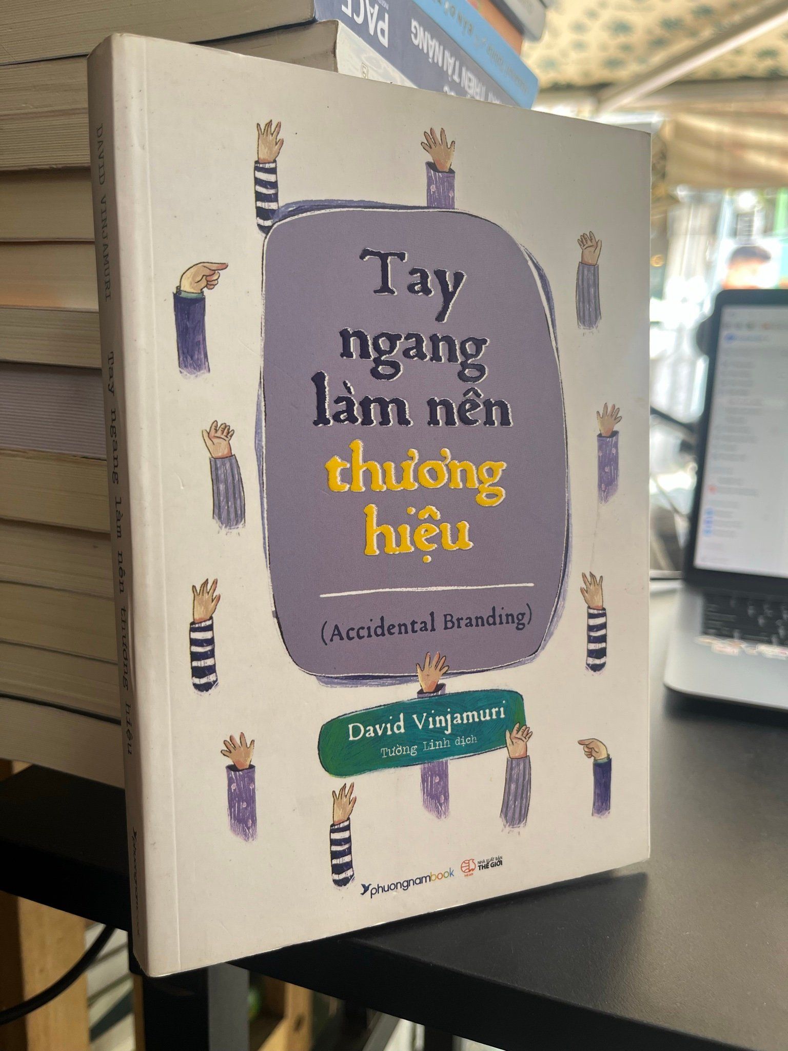  Tay ngang làm nên thương hiệu - David Vinjamuri 