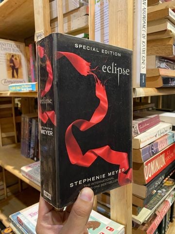 ECLIPSE - Stephenie Meyer
