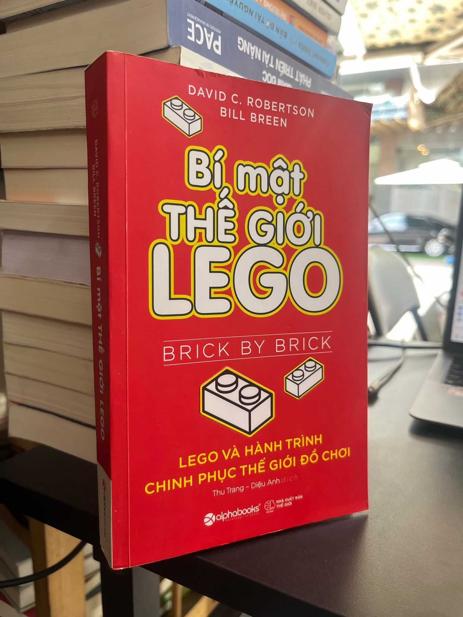  Bí mật thế giới Lego - David C. Robertson & Bill Breen 