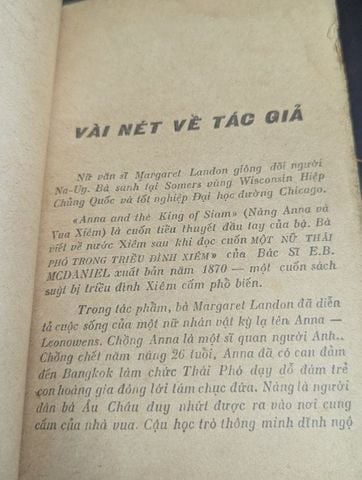  Quân vương và thiếp - Margaret Landon 