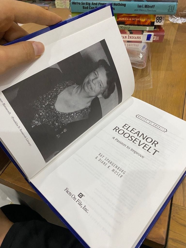  Eleanor Roosevelt ( a Passion to Improve ) - Ray Spangenburg 