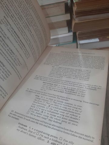  Ntc's Dictionary of American Slang and Colloquial Expressions - Richard a. Spears 