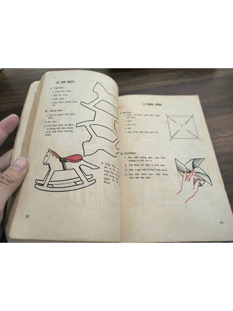 Khéo Tay Thủ Công Lớp Ba, Tư, Năm 