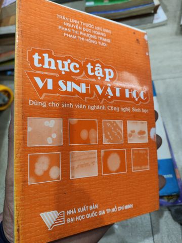  Thực Tập Vi Sinh Vật Học 