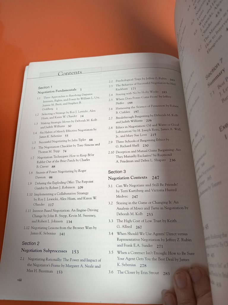  Negotiation: Readings, Exercises, And Cases - Roy J. Lewicki, Bruce Barry, David M. Saunders 