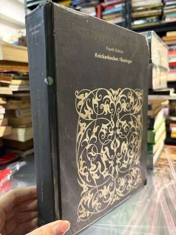  Interpreting Literature - Knickerbocker / Reninger 