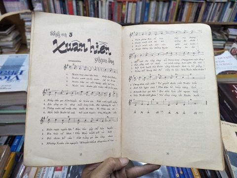  Hoan Ca Songs Of Joy - Phạm Duy 