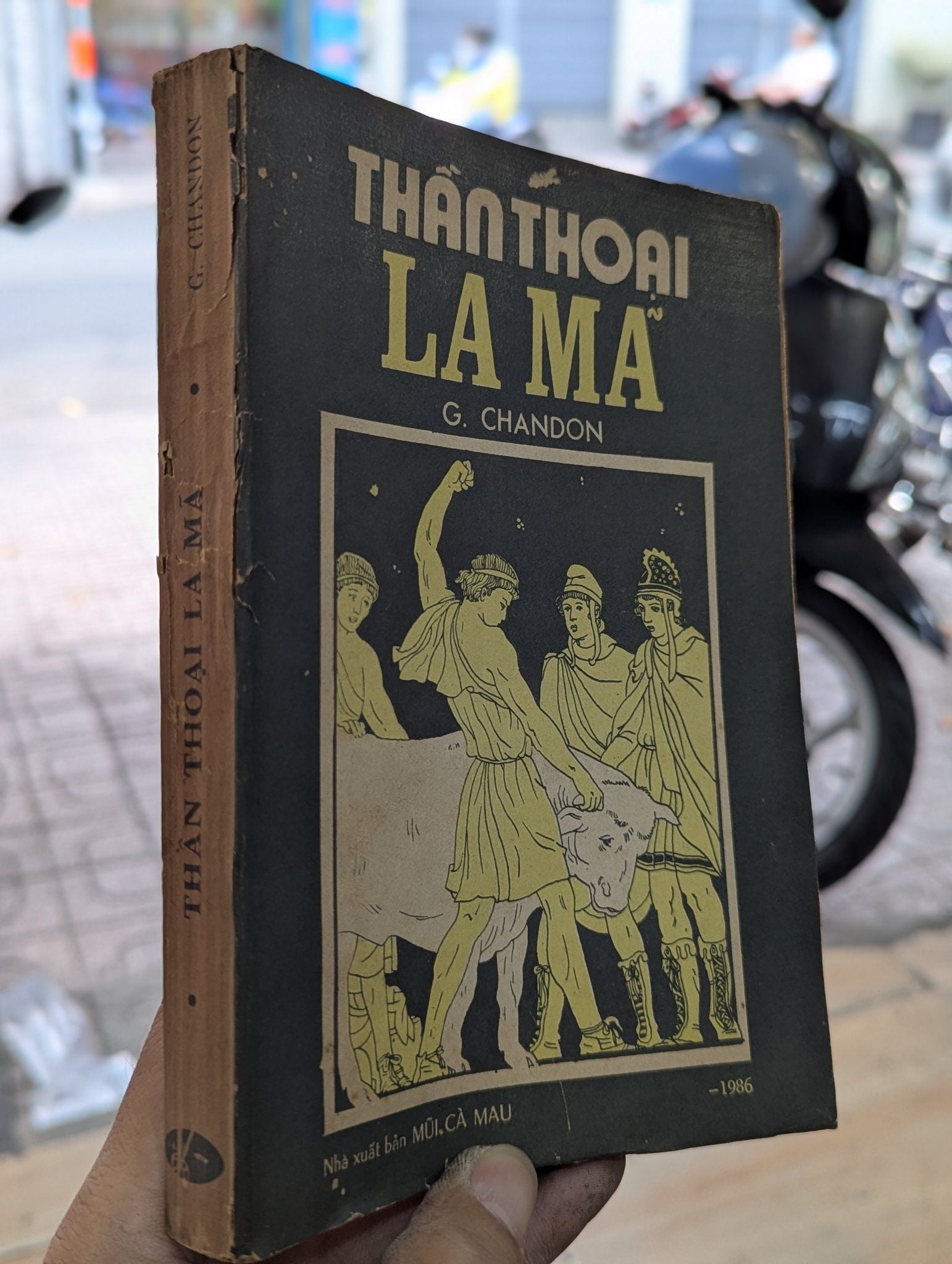  THẦN THOẠI LA MÃ - G. Chandon 