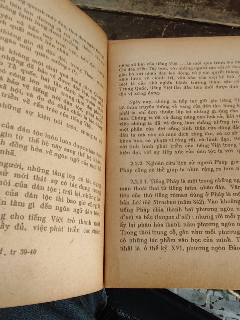  Tiếng Việt Trên Đường Phát Triển - Nguyễn Kim Thản và Cộng Sự 