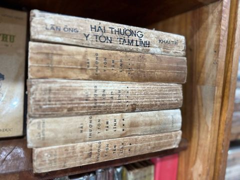  Hải Thượng Y Tôn Tâm Lĩnh - Lê Hữu Trác (Dịch Giả Hoàng Văn Hoè) 