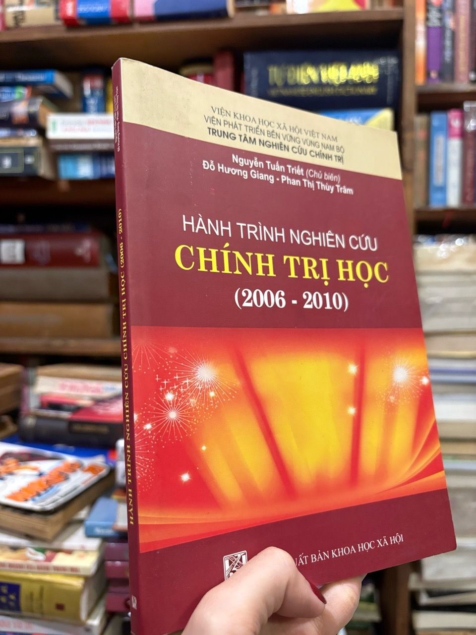  Hành trình nghiên cứu chính trị học ( 2006 - 2010 ) - Nguyễn Tuấn Triết 