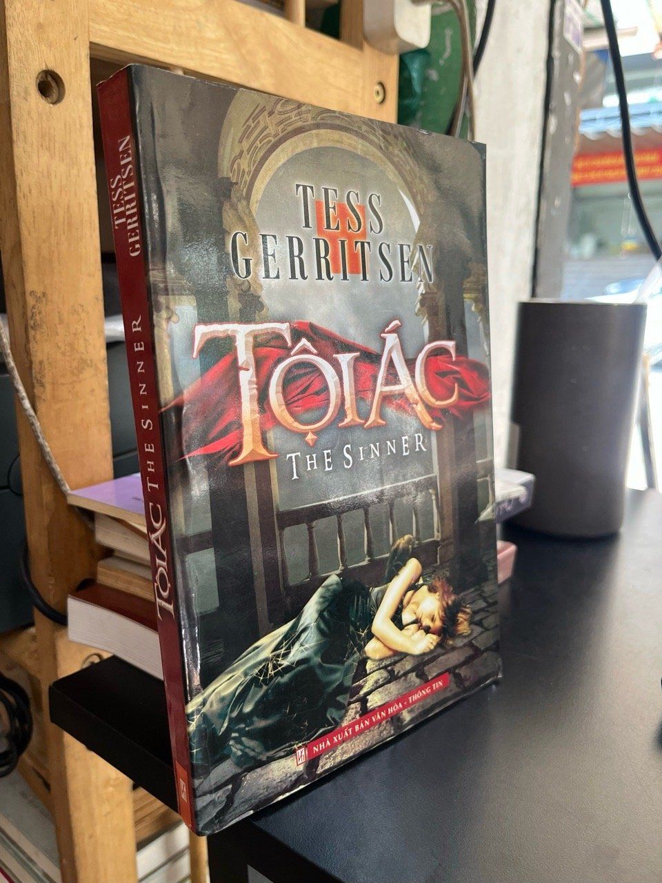  Tội ác - Tess Gerritsen 