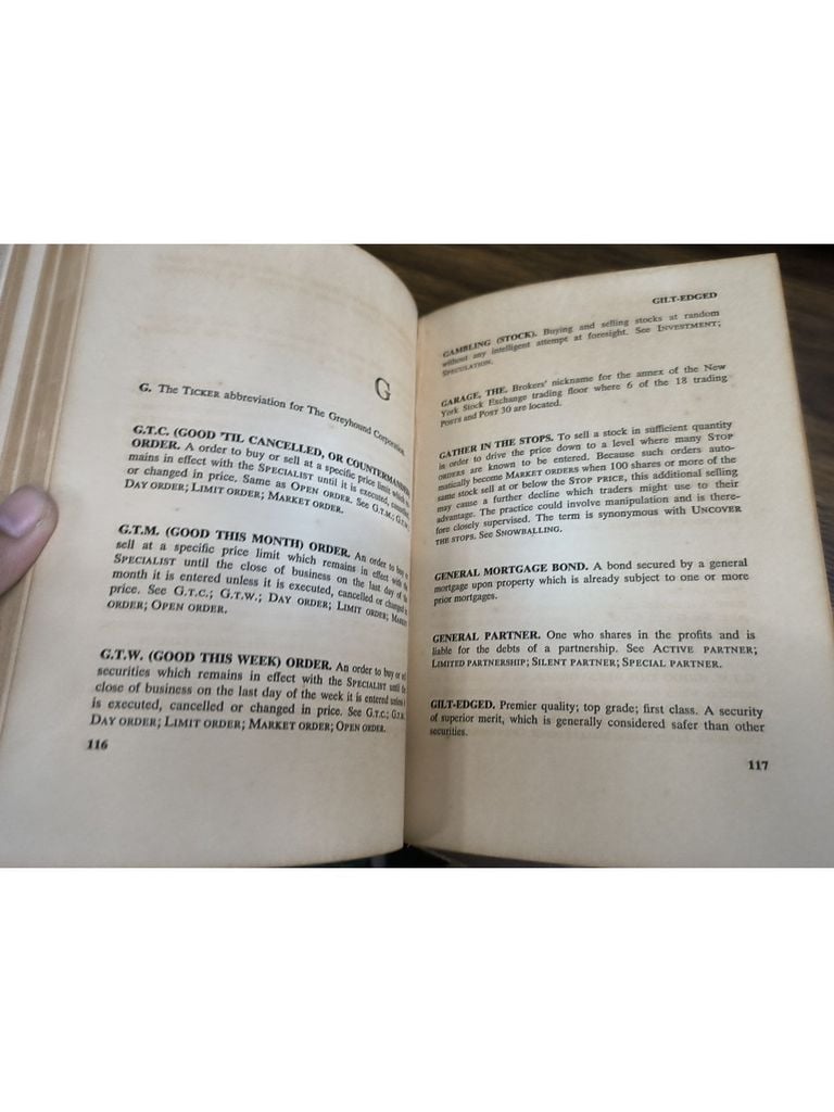  Dictionary Of Stock Market Terms - Peter Wyckoff 