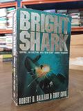 Bright shark - Robert D. Ballard and Tony Chiu 